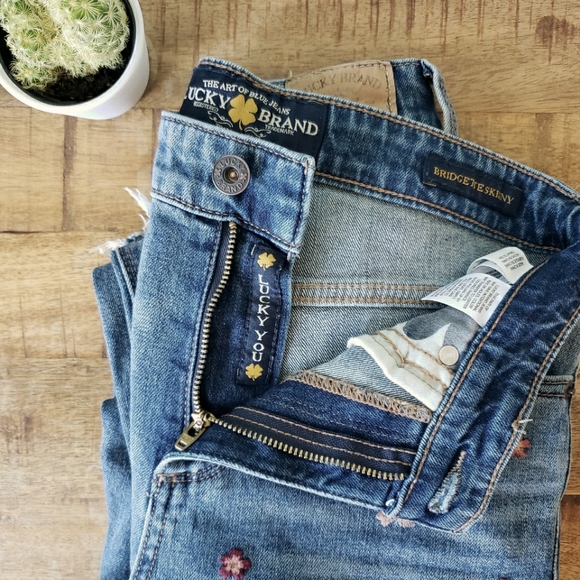Lucky Brand High Rise Embroidered Denim - Picture 9 of 14